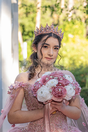 Clarissa Quezada quinceanera photo session at Los Angeles County Arboretum & Botanic Garden in Arcadia Ca. Photos, video by Gustavo Villarreal Photography, 323-633-8283, www.gvphotoandvideo.com