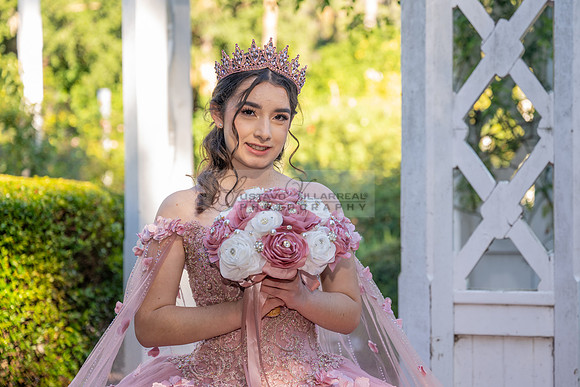 Clarissa Quezada quinceanera photo session at Los Angeles County Arboretum & Botanic Garden in Arcadia Ca. Photos, video by Gustavo Villarreal Photography, 323-633-8283, www.gvphotoandvideo.com