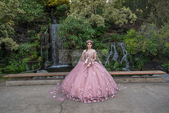 Clarissa Quezada quinceanera photo session at Los Angeles County Arboretum & Botanic Garden in Arcadia Ca. Photos, video by Gustavo Villarreal Photography, 323-633-8283, www.gvphotoandvideo.com