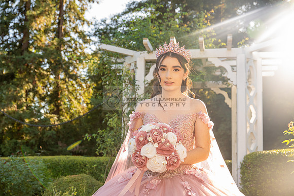 Clarissa Quezada quinceanera photo session at Los Angeles County Arboretum & Botanic Garden in Arcadia Ca. Photos, video by Gustavo Villarreal Photography, 323-633-8283, www.gvphotoandvideo.com