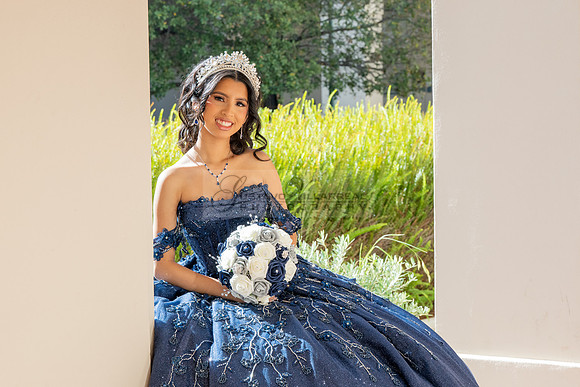 Josephine Sotelo quinceanera photo session at Pasadena City Hall in Pasadena Ca by Gustavo Villarreal Photography, 323-633-8283, www.gvphotoandvideo.com