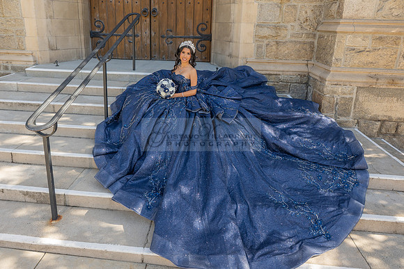 Josephine Sotelo quinceanera photo session at Pasadena City Hall in Pasadena Ca by Gustavo Villarreal Photography, 323-633-8283, www.gvphotoandvideo.com