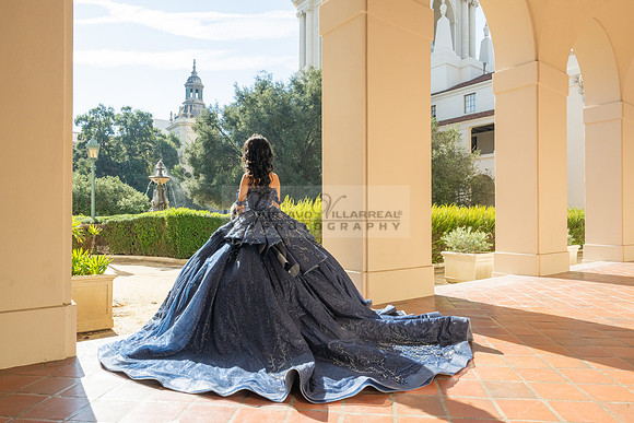 Josephine Sotelo quinceanera photo session at Pasadena City Hall in Pasadena Ca by Gustavo Villarreal Photography, 323-633-8283, www.gvphotoandvideo.com