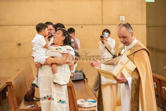 Baptism photographer, videographer at Cathedral of our Lady of Angeles in Los Angeles Ca. Gustavo Villarreal Photography, 323-633-8283, www.gvphotoandvideo.com