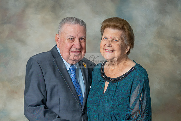 Barbara and Ron family portrait in Whittier Ca. 323-633-8283, ww