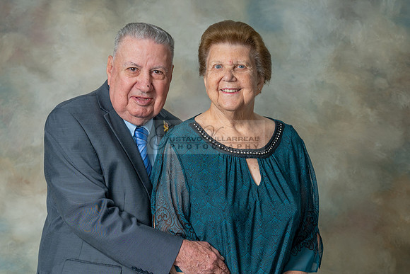 Barbara and Ron family portrait in Whittier Ca. 323-633-8283, ww