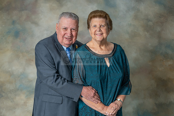 Barbara and Ron family portrait in Whittier Ca. 323-633-8283, ww