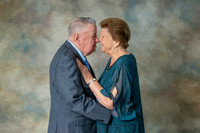 Barbara and Ron family portrait in Whittier Ca. 323-633-8283, ww