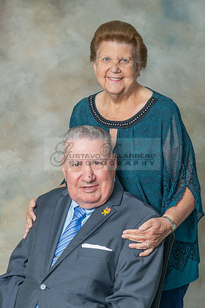 Barbara and Ron family portrait in Whittier Ca. 323-633-8283, ww