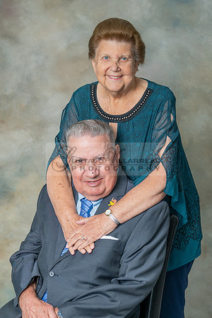 Barbara and Ron family portrait in Whittier Ca. 323-633-8283, ww