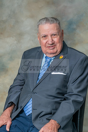 Barbara and Ron family portrait in Whittier Ca. 323-633-8283, ww