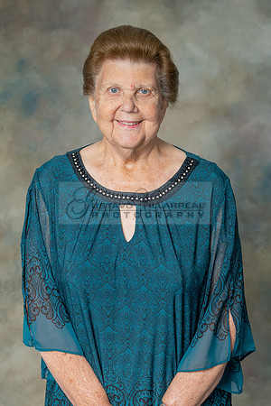 Barbara and Ron family portrait in Whittier Ca. 323-633-8283, ww
