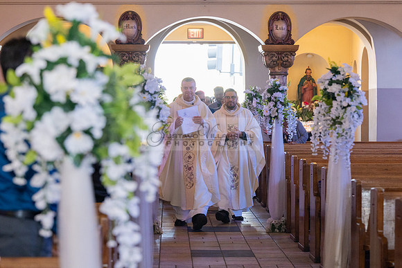 LINK-#1-Roberto y Brenda wedding celebration, ceremony at St. Thomas Apostle Catholic Church, reception at Royal Banquet Hall in Glendale, Gustavo Villarreal Photography, videography, 323-633-8283, ww