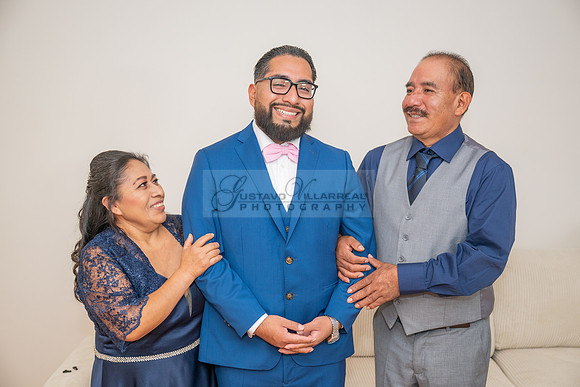 LINK-#1-Roberto y Brenda wedding celebration, ceremony at St. Thomas Apostle Catholic Church, reception at Royal Banquet Hall in Glendale, Gustavo Villarreal Photography, videography, 323-633-8283, ww