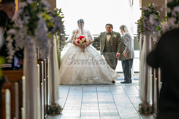 LINK-#1-Roberto y Brenda wedding celebration, ceremony at St. Thomas Apostle Catholic Church, reception at Royal Banquet Hall in Glendale, Gustavo Villarreal Photography, videography, 323-633-8283, ww