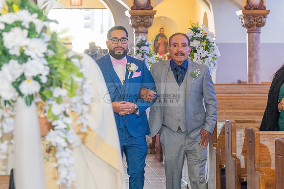 LINK-#1-Roberto y Brenda wedding celebration, ceremony at St. Thomas Apostle Catholic Church, reception at Royal Banquet Hall in Glendale, Gustavo Villarreal Photography, videography, 323-633-8283, ww