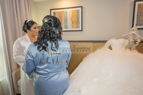 LINK-#1-Roberto y Brenda wedding celebration, ceremony at St. Thomas Apostle Catholic Church, reception at Royal Banquet Hall in Glendale, Gustavo Villarreal Photography, videography, 323-633-8283, ww