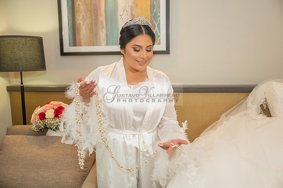 LINK-#1-Roberto y Brenda wedding celebration, ceremony at St. Thomas Apostle Catholic Church, reception at Royal Banquet Hall in Glendale, Gustavo Villarreal Photography, videography, 323-633-8283, ww