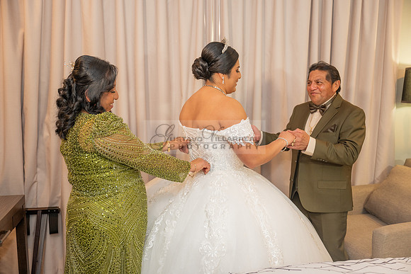 LINK-#1-Roberto y Brenda wedding celebration, ceremony at St. Thomas Apostle Catholic Church, reception at Royal Banquet Hall in Glendale, Gustavo Villarreal Photography, videography, 323-633-8283, ww