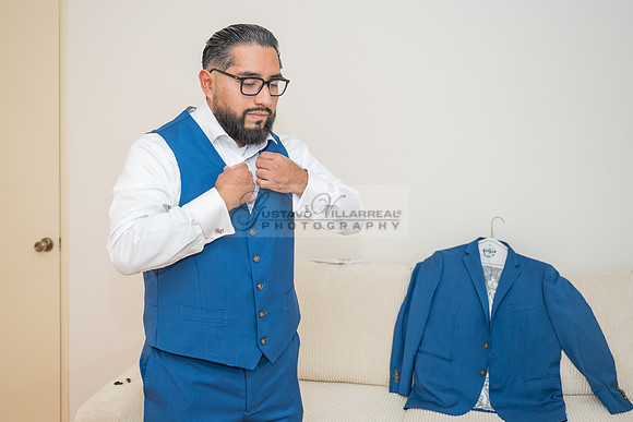 LINK-#1-Roberto y Brenda wedding celebration, ceremony at St. Thomas Apostle Catholic Church, reception at Royal Banquet Hall in Glendale, Gustavo Villarreal Photography, videography, 323-633-8283, ww