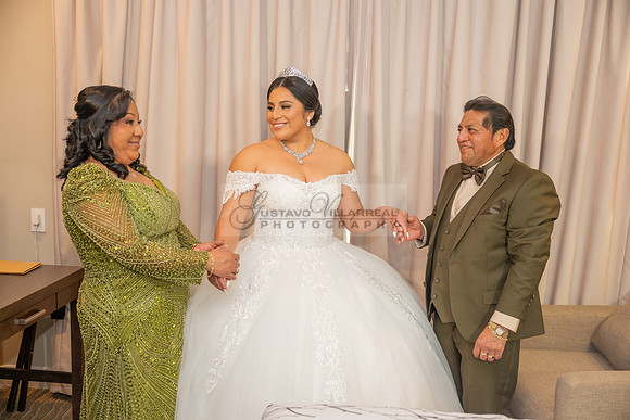 LINK-#1-Roberto y Brenda wedding celebration, ceremony at St. Thomas Apostle Catholic Church, reception at Royal Banquet Hall in Glendale, Gustavo Villarreal Photography, videography, 323-633-8283, ww