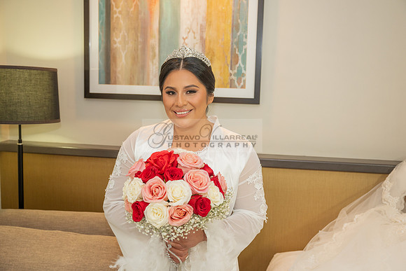 LINK-#1-Roberto y Brenda wedding celebration, ceremony at St. Thomas Apostle Catholic Church, reception at Royal Banquet Hall in Glendale, Gustavo Villarreal Photography, videography, 323-633-8283, ww