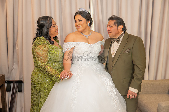 LINK-#1-Roberto y Brenda wedding celebration, ceremony at St. Thomas Apostle Catholic Church, reception at Royal Banquet Hall in Glendale, Gustavo Villarreal Photography, videography, 323-633-8283, ww