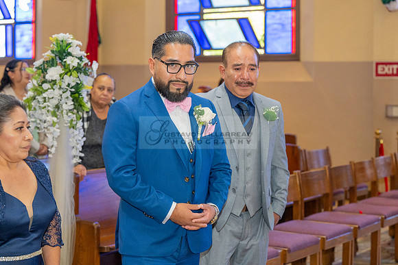 LINK-#1-Roberto y Brenda wedding celebration, ceremony at St. Thomas Apostle Catholic Church, reception at Royal Banquet Hall in Glendale, Gustavo Villarreal Photography, videography, 323-633-8283, ww