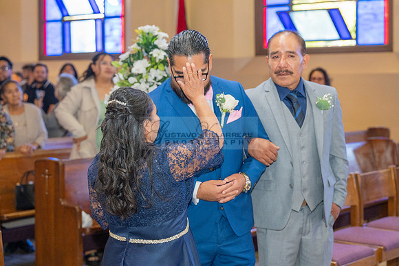 LINK-#1-Roberto y Brenda wedding celebration, ceremony at St. Thomas Apostle Catholic Church, reception at Royal Banquet Hall in Glendale, Gustavo Villarreal Photography, videography, 323-633-8283, ww