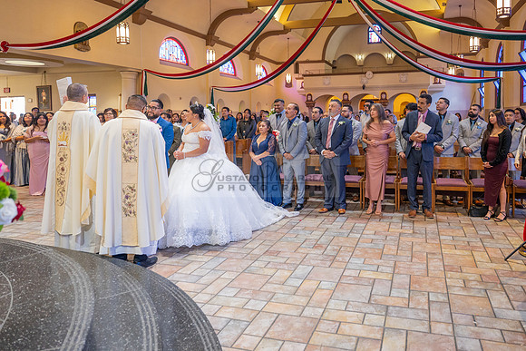 LINK #2-Roberto y Brenda wedding celebration, ceremony at St. Thomas Apostle Catholic Church, reception at Royal Banquet Hall in Glendale, Gustavo Villarreal Photography, videography, 323-633-8283, ww