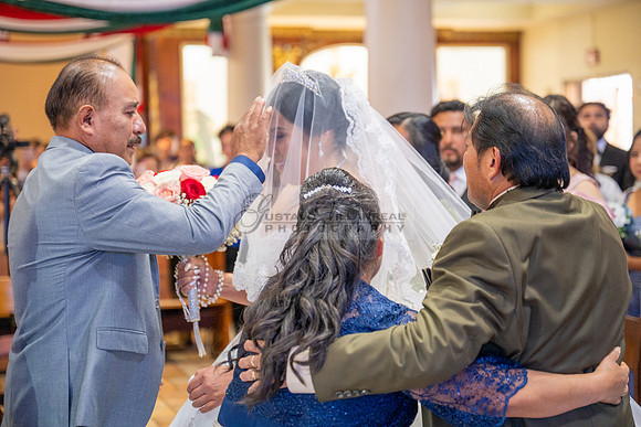 LINK #2-Roberto y Brenda wedding celebration, ceremony at St. Thomas Apostle Catholic Church, reception at Royal Banquet Hall in Glendale, Gustavo Villarreal Photography, videography, 323-633-8283, ww