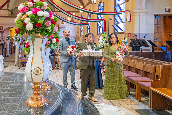 LINK #2-Roberto y Brenda wedding celebration, ceremony at St. Thomas Apostle Catholic Church, reception at Royal Banquet Hall in Glendale, Gustavo Villarreal Photography, videography, 323-633-8283, ww