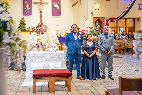 LINK #2-Roberto y Brenda wedding celebration, ceremony at St. Thomas Apostle Catholic Church, reception at Royal Banquet Hall in Glendale, Gustavo Villarreal Photography, videography, 323-633-8283, ww