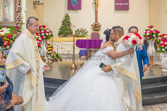 LINK #2-Roberto y Brenda wedding celebration, ceremony at St. Thomas Apostle Catholic Church, reception at Royal Banquet Hall in Glendale, Gustavo Villarreal Photography, videography, 323-633-8283, ww