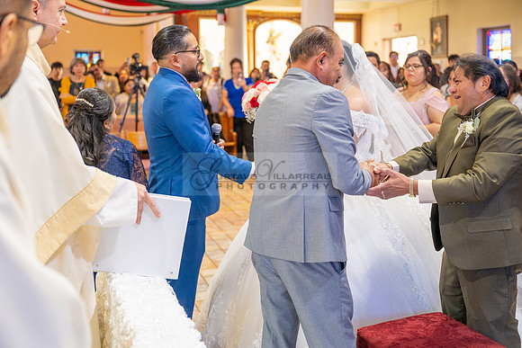 LINK #2-Roberto y Brenda wedding celebration, ceremony at St. Thomas Apostle Catholic Church, reception at Royal Banquet Hall in Glendale, Gustavo Villarreal Photography, videography, 323-633-8283, ww