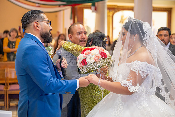 LINK #2-Roberto y Brenda wedding celebration, ceremony at St. Thomas Apostle Catholic Church, reception at Royal Banquet Hall in Glendale, Gustavo Villarreal Photography, videography, 323-633-8283, ww