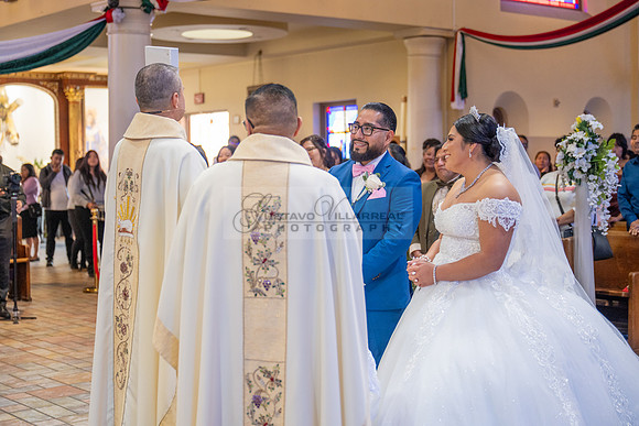 LINK #2-Roberto y Brenda wedding celebration, ceremony at St. Thomas Apostle Catholic Church, reception at Royal Banquet Hall in Glendale, Gustavo Villarreal Photography, videography, 323-633-8283, ww