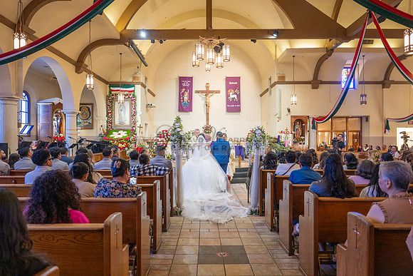 LINK #2-Roberto y Brenda wedding celebration, ceremony at St. Thomas Apostle Catholic Church, reception at Royal Banquet Hall in Glendale, Gustavo Villarreal Photography, videography, 323-633-8283, ww