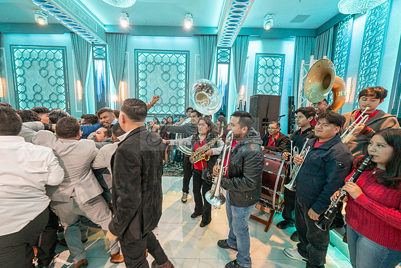 LINK #2-Roberto y Brenda wedding celebration, ceremony at St. Thomas Apostle Catholic Church, reception at Royal Banquet Hall in Glendale, Gustavo Villarreal Photography, videography, 323-633-8283, ww