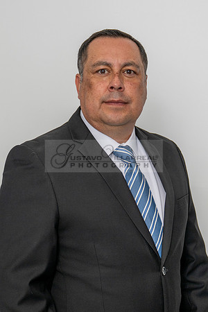 Jose Mireles Business Headshots, corporate, realtor, in Whittier California, Gustavo Villarreal photography, 323-633-8283