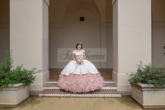 Natalie Gutierrez quinceañera photoshoot at the beautiful and historic place in Pasadena Ca. wedding and sweet 16th Photographer Gustavo Villarreal, 323-633-8283