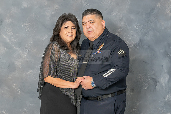 Angie Sanchez family photos in the studio of the City of Whittier Ca by Gustavo Villarreal Photography, 323-633-8283, www.gvphotoandvideo.com