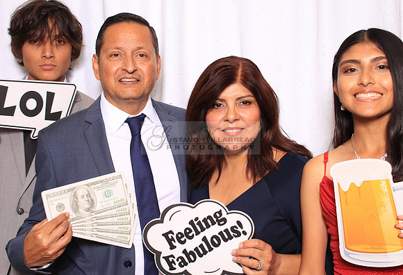Stephanie and Albert wedding celebration, photo booth in Redondo Beach Ca, Gustavo Villarreal Photography, 323-633-8283, www.gvphotoandvideo.com