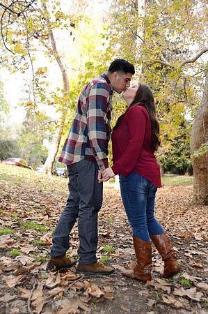 engagement pictures in Los Angeles observatory in Griffith park,