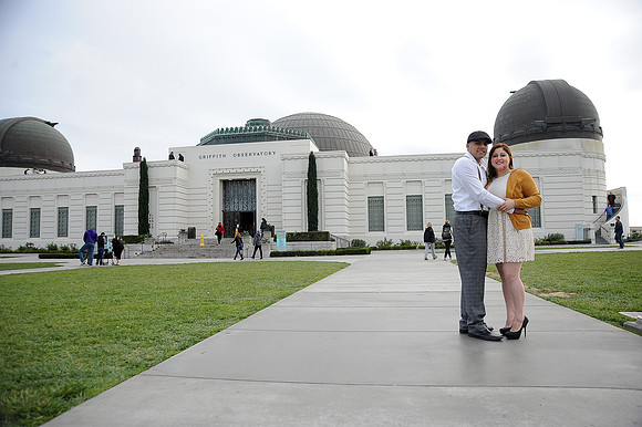engagement pictures in Los Angeles observatory in Griffith park,