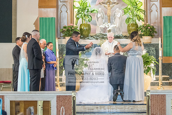 EVELIA Y JUAN weddings photography and video at St Joseph Catholic church in Hawthorne Ca, Reception venues at Temple of Emanuel of beberly hills Ca,  www.gustavovillarreal.com, 323-633-8283