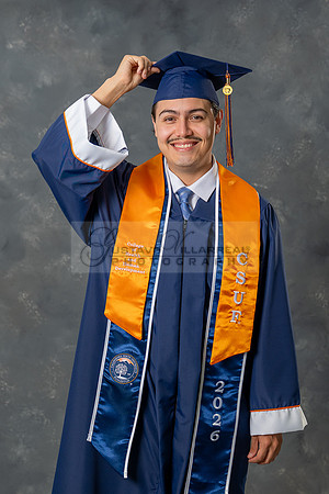 Enrique Balderas-graduations-photos-portraits-Whittier-Ca-Gustavo Villarreal Photography-323-633-8283, www.gvphotoandvideo.com