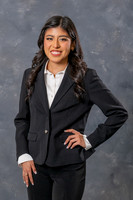 Lizbeth Nava business headshots photographer, graduations, photos, Gustavo Villarreal Photography, 323-633-8283, www.gvphotoandvidei.com