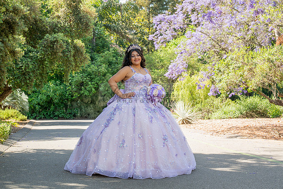 Arianna Ravelo quinceañera photoshoot at the Arboretum in Arcadia Ca. by Gustavo Villarreal Photography, 323-633-8283, www.gvphotoandvideo.com