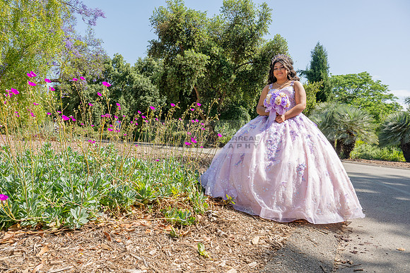 Arianna Ravelo quinceañera photoshoot at the Arboretum in Arcadia Ca. by Gustavo Villarreal Photography, 323-633-8283, www.gvphotoandvideo.com